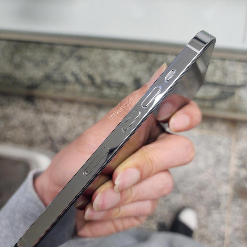 ������13���� 256G ������ ƯAA��(�����̷¾��� ��ǰ�״�� ���^^!