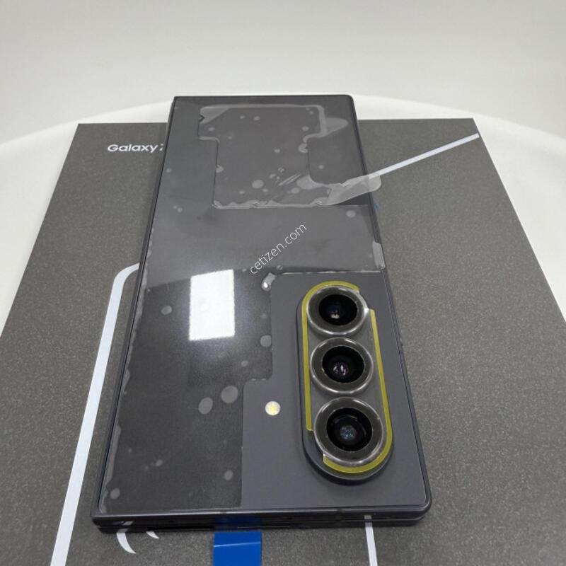 �Ｚ������ ������Z����7 512GB �Ǹ��մϴ�.