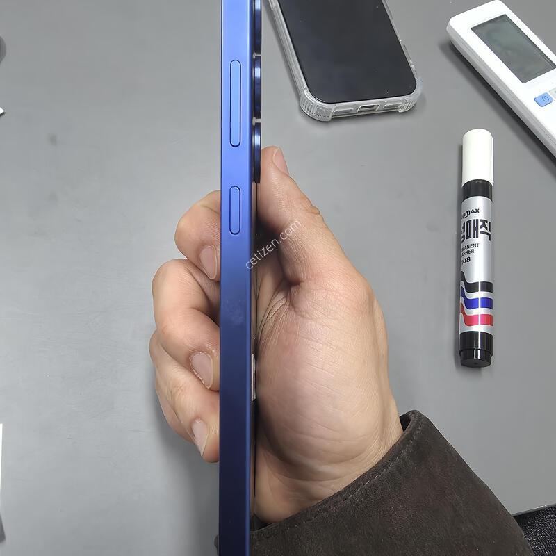 (6825)������s25�÷��� 256 �Ǹ��մϴ�