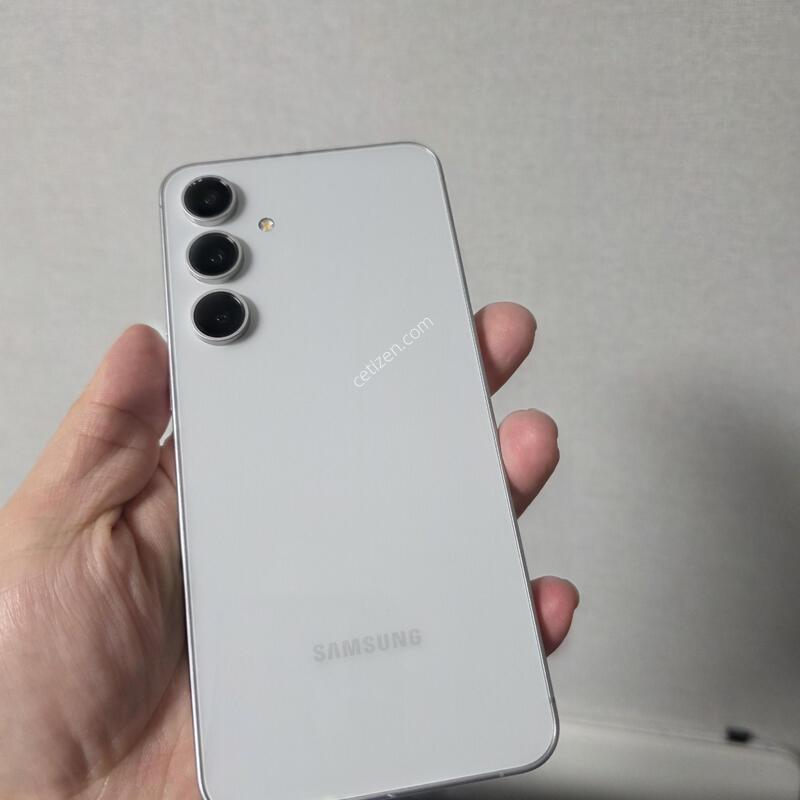 ������ S24FE �׷��� 256�Ⱑ A�� �Ⱦƿ�~