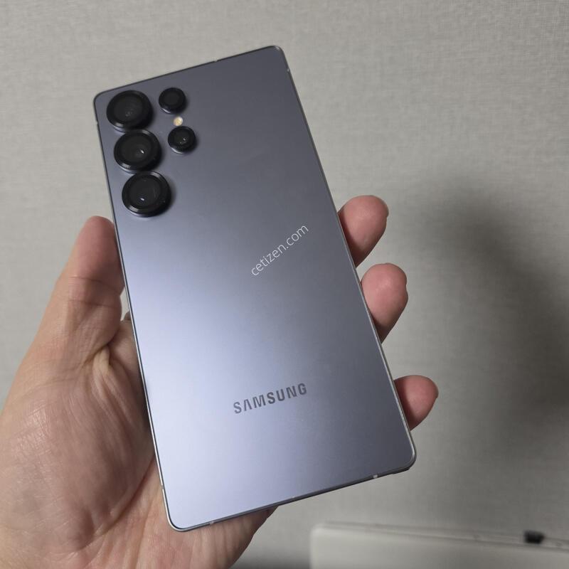 ������ S25��Ʈ�� ƼŸ�� ���� 512�Ⱑ A�� �Ⱦƿ�~