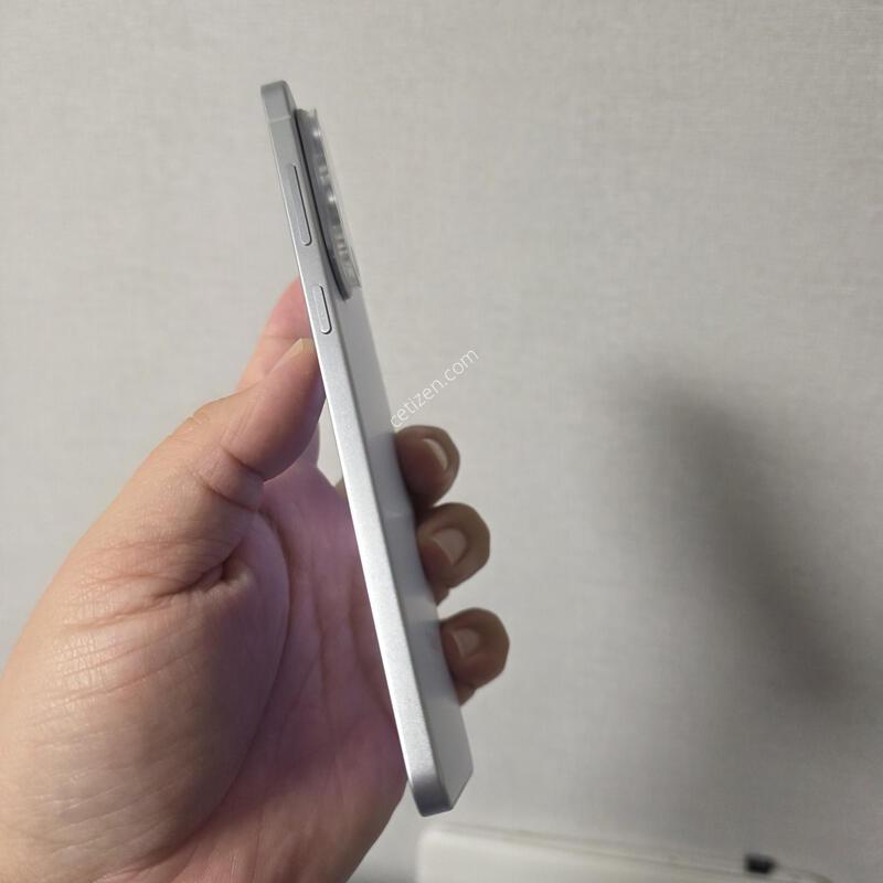 ������ S25���� ���̽�����  256�Ⱑ SS�� �Ⱦƿ�~