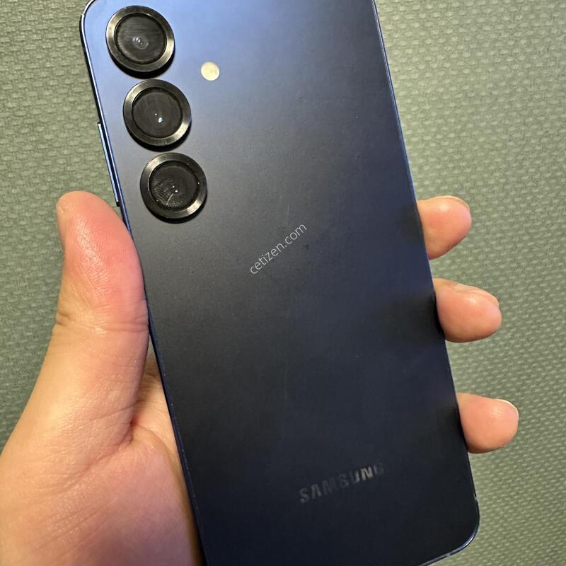 ������S25�÷��� ���� �ܻ����� �����ϰ�