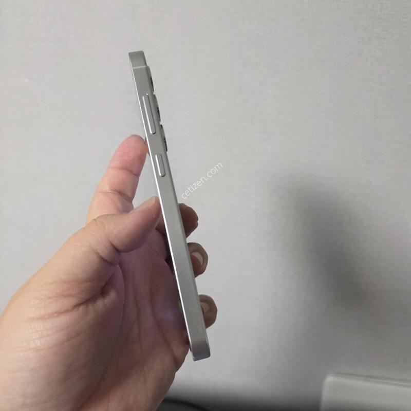 ������ S24 ���� �׷��� 256�Ⱑ SS�� �Ⱦƿ�~