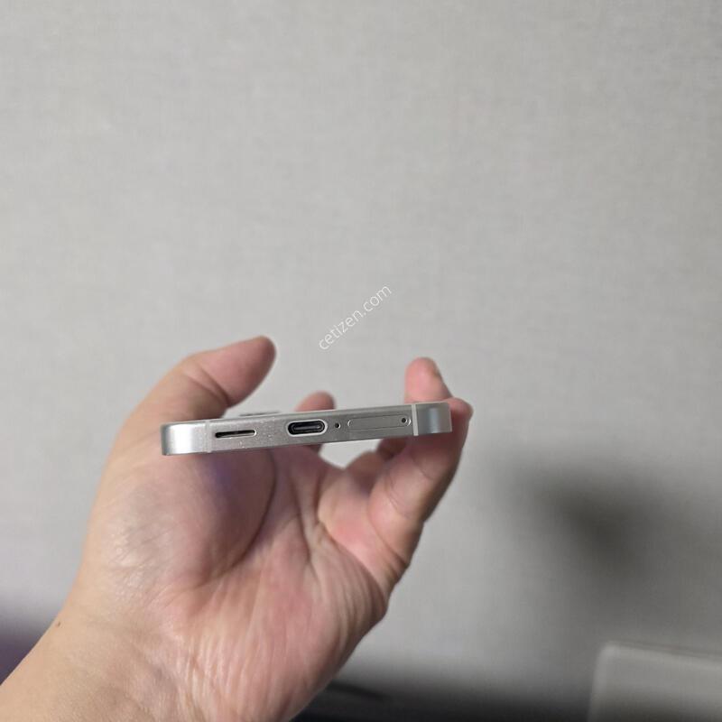 ������ S24 ���� �׷��� 256�Ⱑ SS�� �Ⱦƿ�~