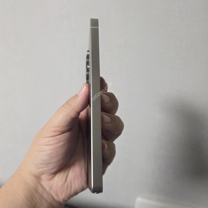 ������ S25��Ʈ�� ƼŸ�� ���� 256�Ⱑ SS�� �Ⱦƿ�~