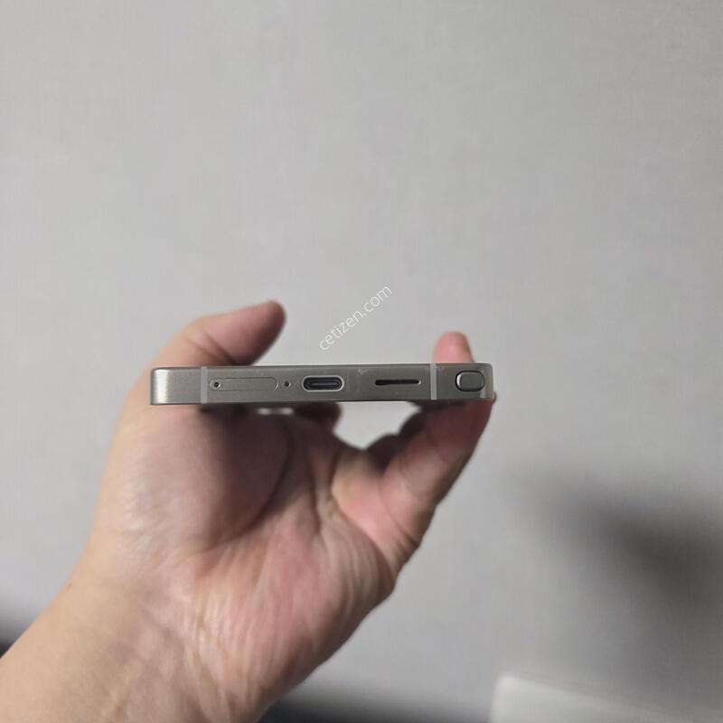 ������ S25��Ʈ�� ƼŸ�� ���� 256�Ⱑ SS�� �Ⱦƿ�~