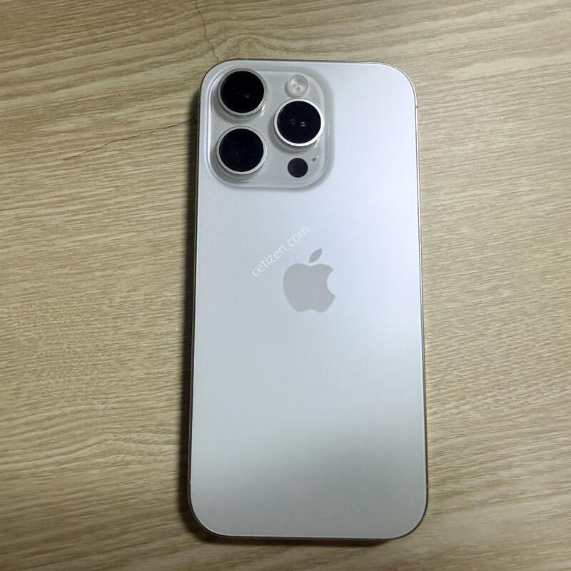 ������16���� 256GB ȭ��Ʈ ƼŸ�� �ڱ���