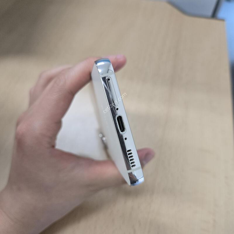 ������ S23 512GB ȭ��Ʈ