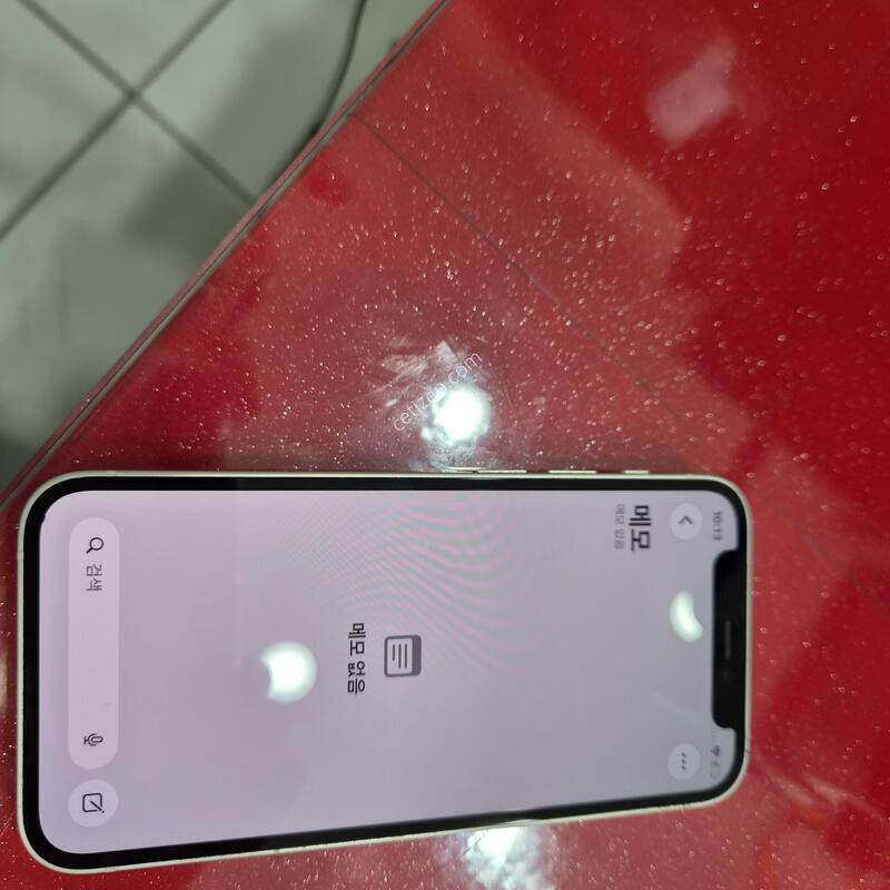 12�̴�/256g/���͸�73%/�����