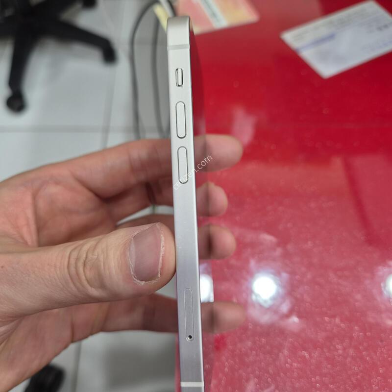 12�̴�/256g/���͸�73%/�����