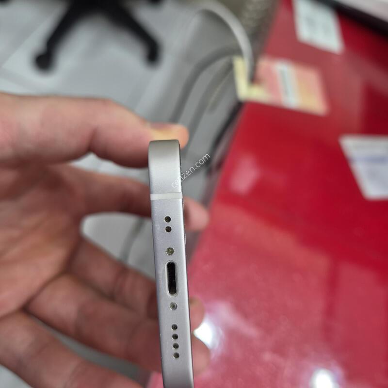 12�̴�/256g/���͸�73%/�����