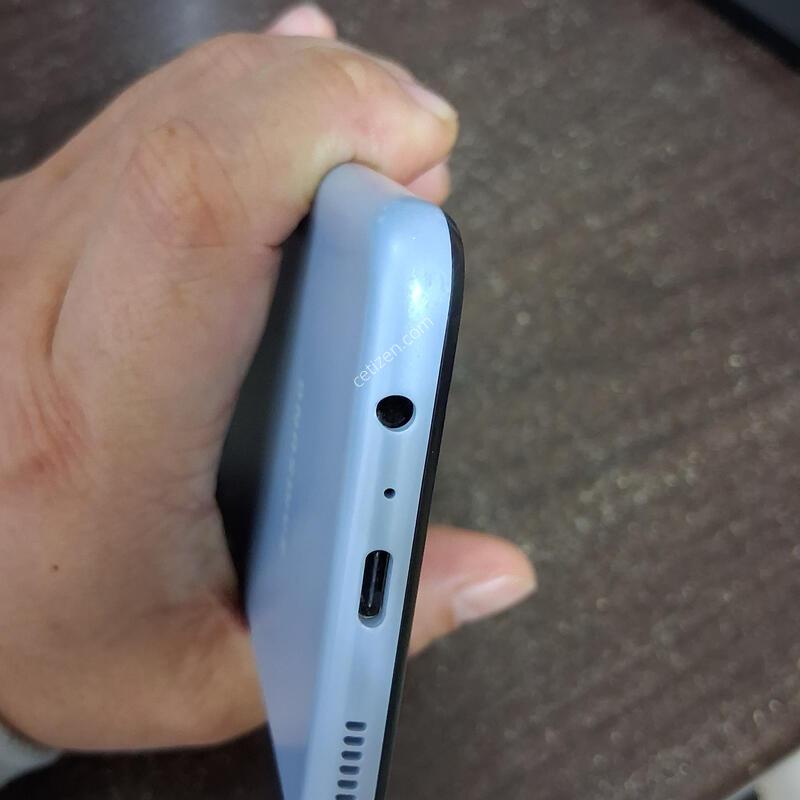 ������ ���̵�4  ���� �Ǹ��մϴ�.