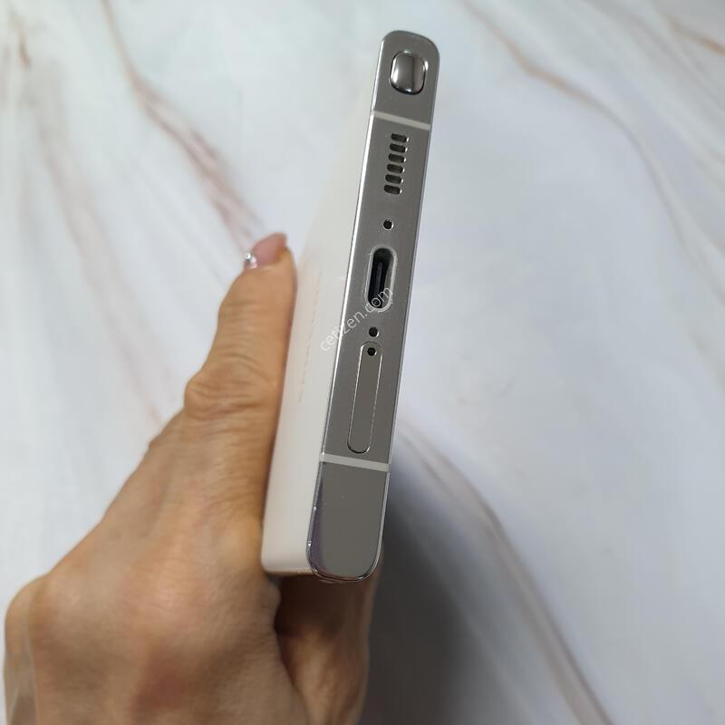 KT ������S23��Ʈ�� ũ�� 512G S�� �Ǹ��մϴ�