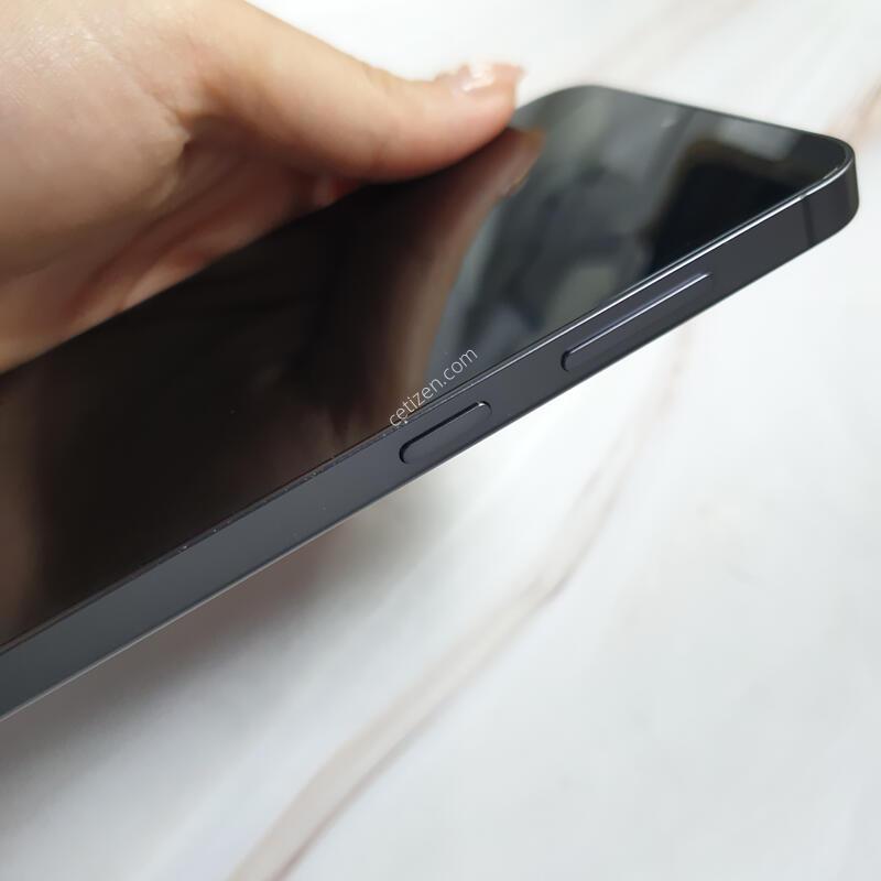 KT ������ S24 ���� 256G S�� �Ǹ��մϴ�