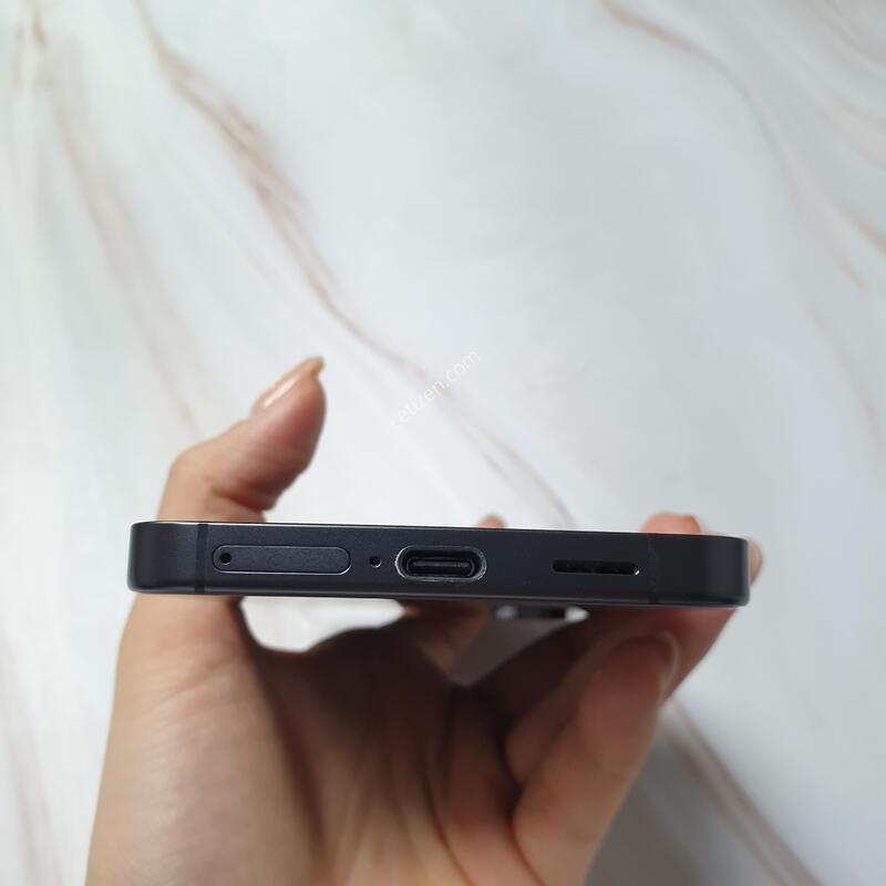 KT ������ S24 ���� 256G S�� �Ǹ��մϴ�