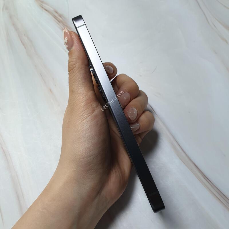 KT ������ S24 ���� 256G S�� �Ǹ��մϴ�