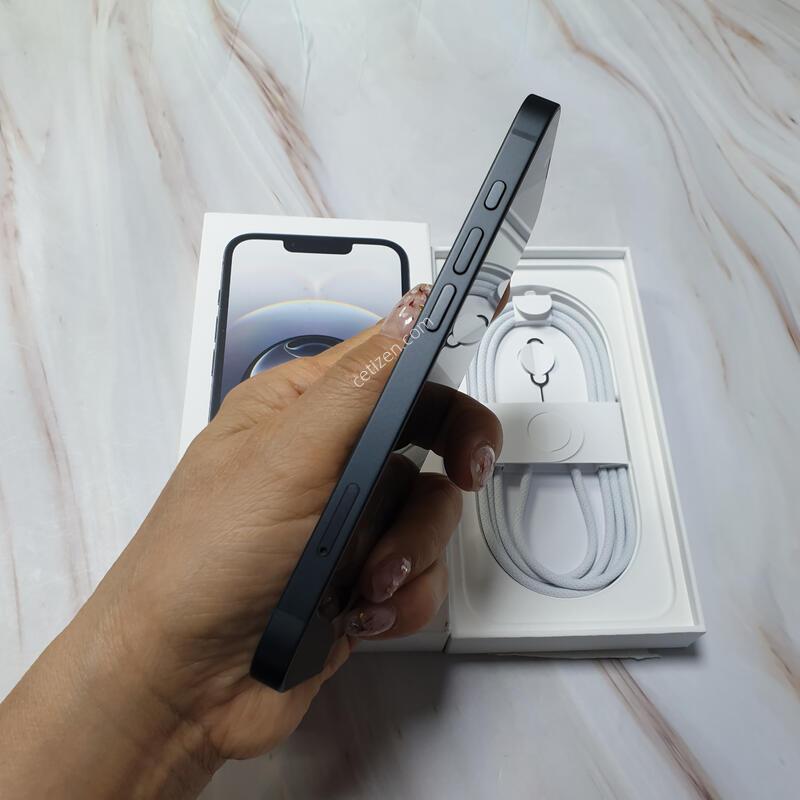 ������16e ���� 128G �̻�� S�� Ǯ�ڽ� �Ǹ��մϴ�