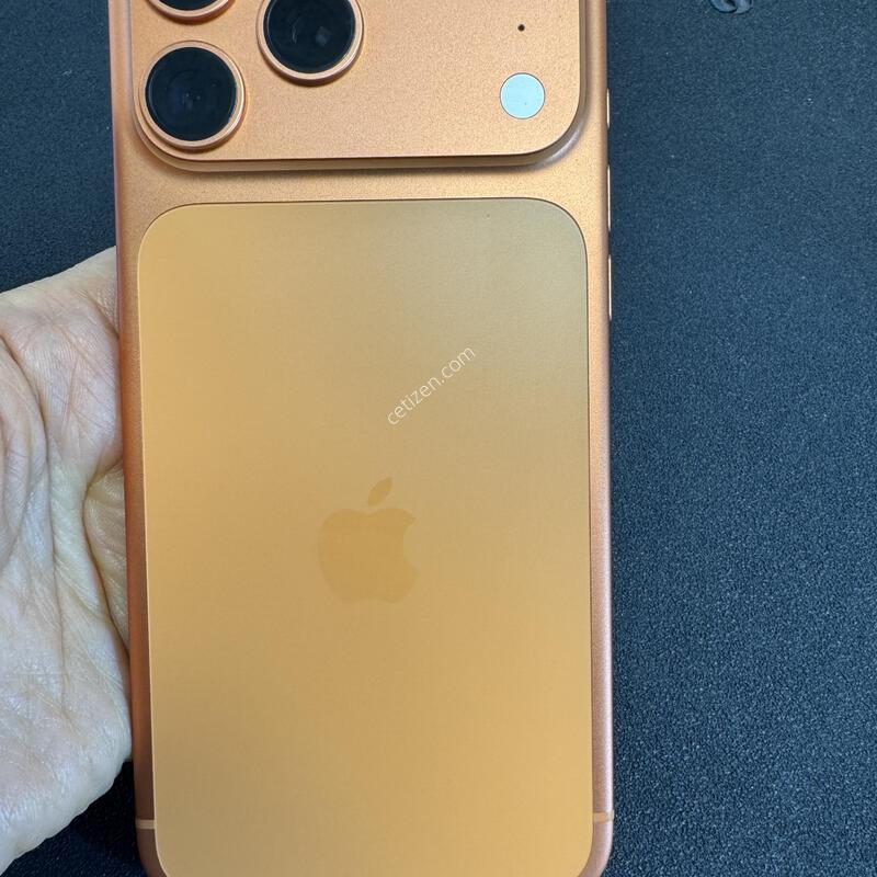 AIP17 Pro Max-256G(������) SS�� �Ǹ��մϴ�.