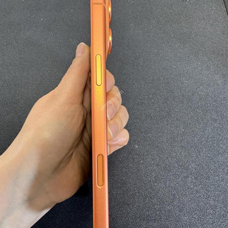 AIP17 Pro Max-256G(������) SS�� �Ǹ��մϴ�.