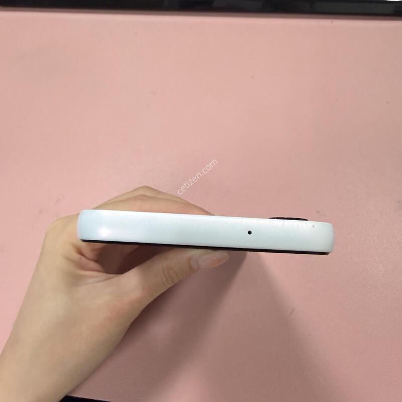 ����������3 ȭ��Ʈ 128GB A��