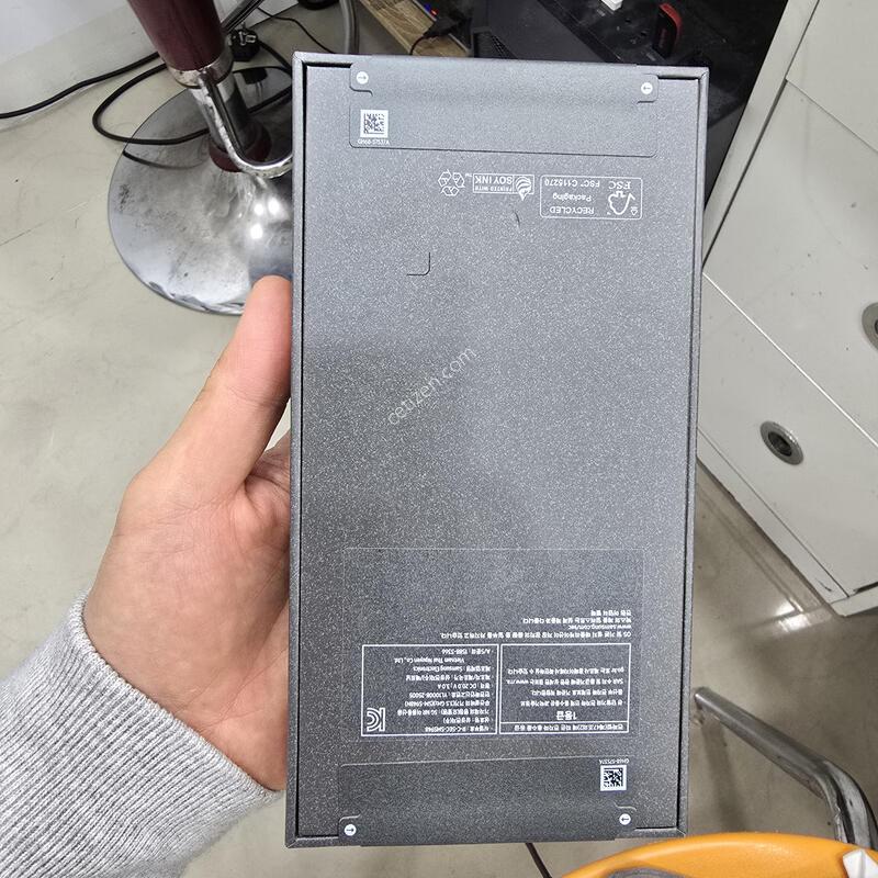 S26��Ʈ�� 256GB ��ī�̺���