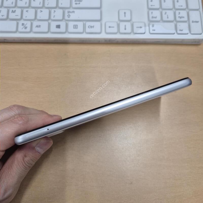 ����������2 ȭ��Ʈ SS�� 128GB