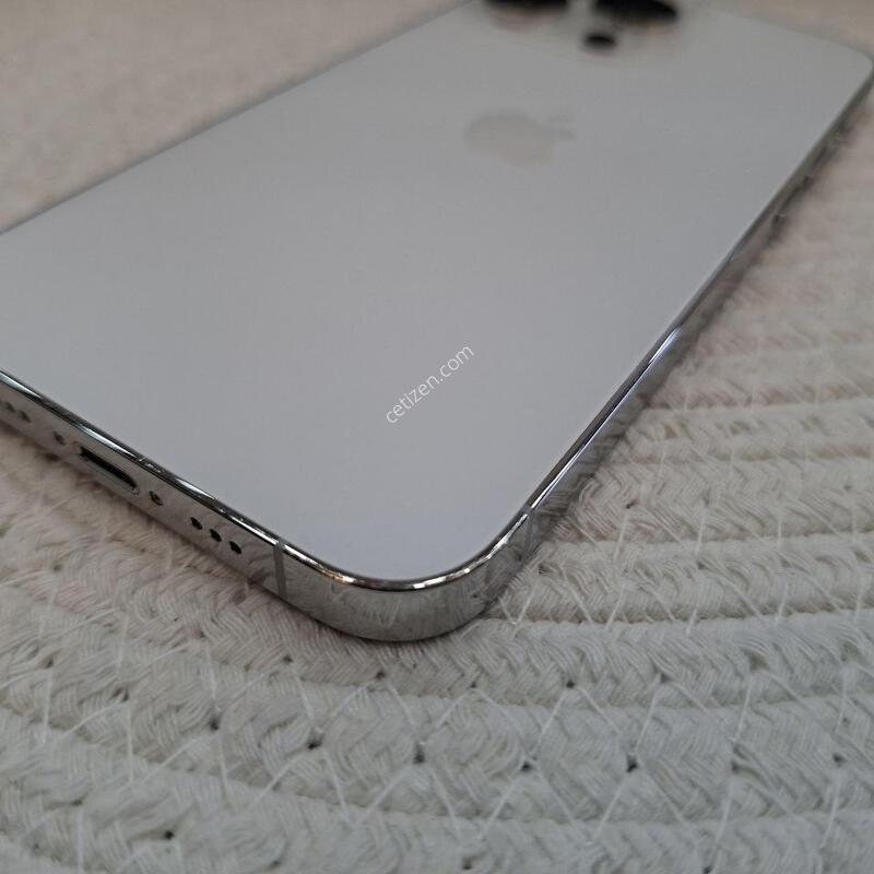 ������13���� 128GB ȭ��Ʈ/��������/�����۵�/71%