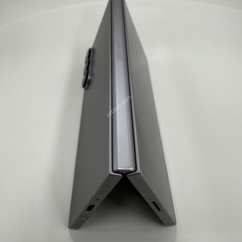 ������Z����6 512GB �ǹ������� ��ǰ�Դϴ�.