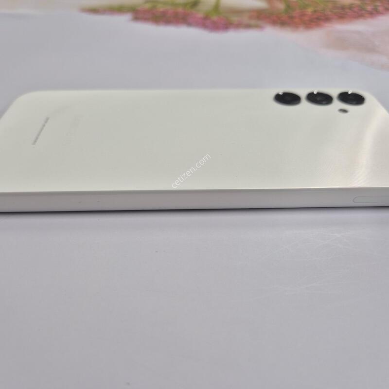 ����������3 ȭ��Ʈ 128GB