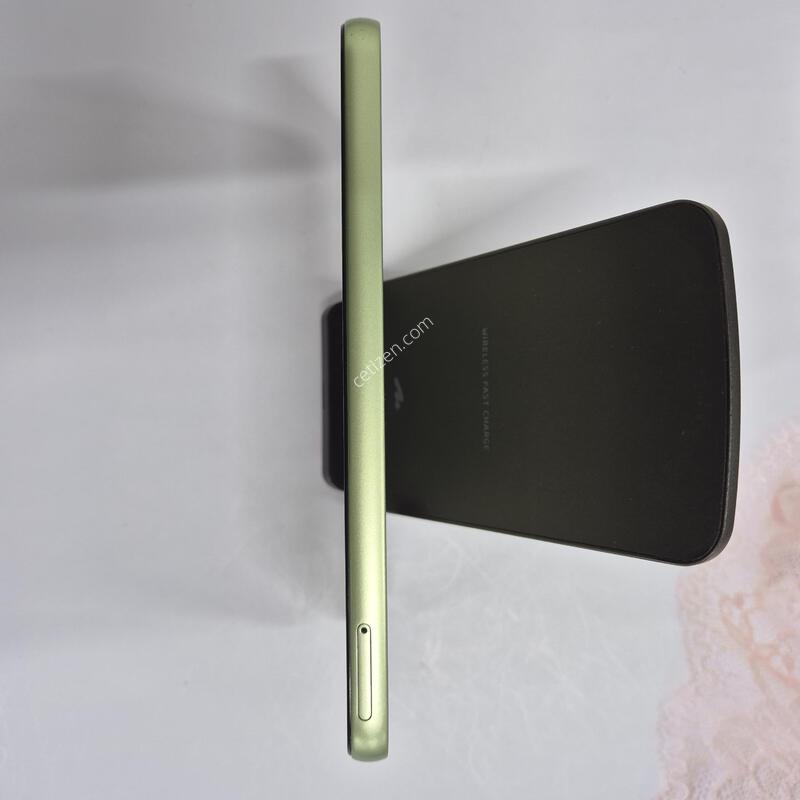 ������A24 �׸� 128GB