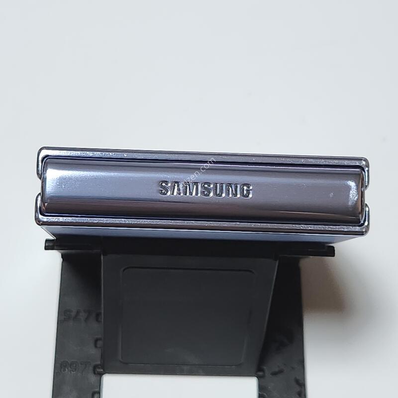 ������Z�ø�4 256G ���ܻ� ���� 12093