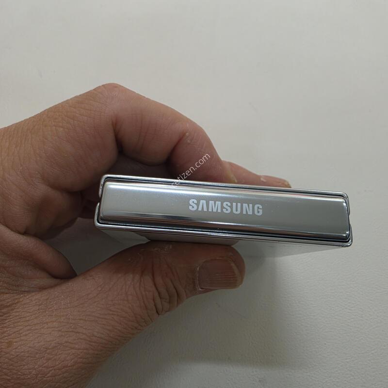 ������ Z�ø�5 ��Ʈ 256GB