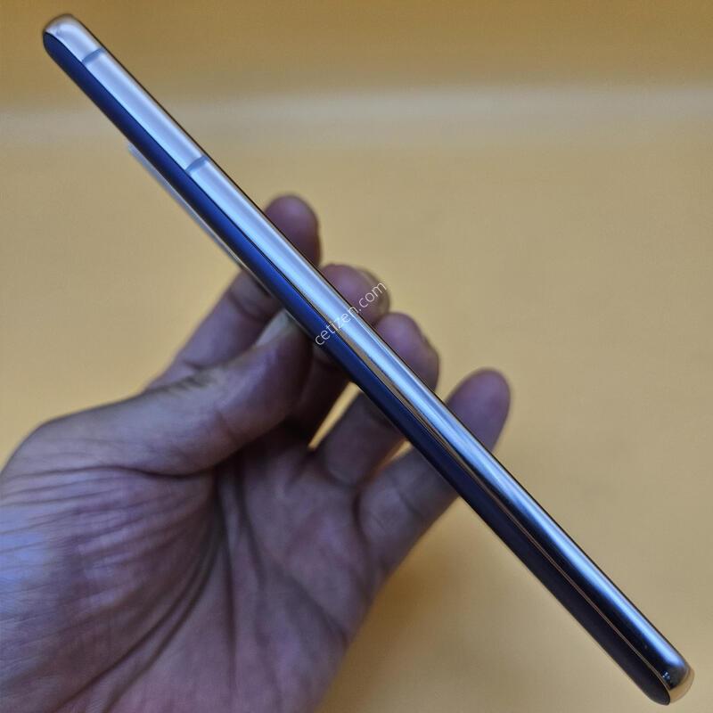 [���۱�]������S21 �ֻ������� 256G ���� ����� �߰���