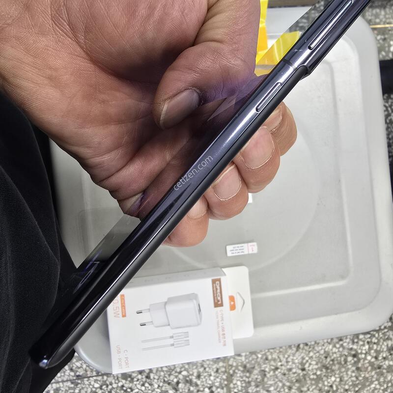 SK S21 (G991) 256G �������� ����� �˴ϴ�