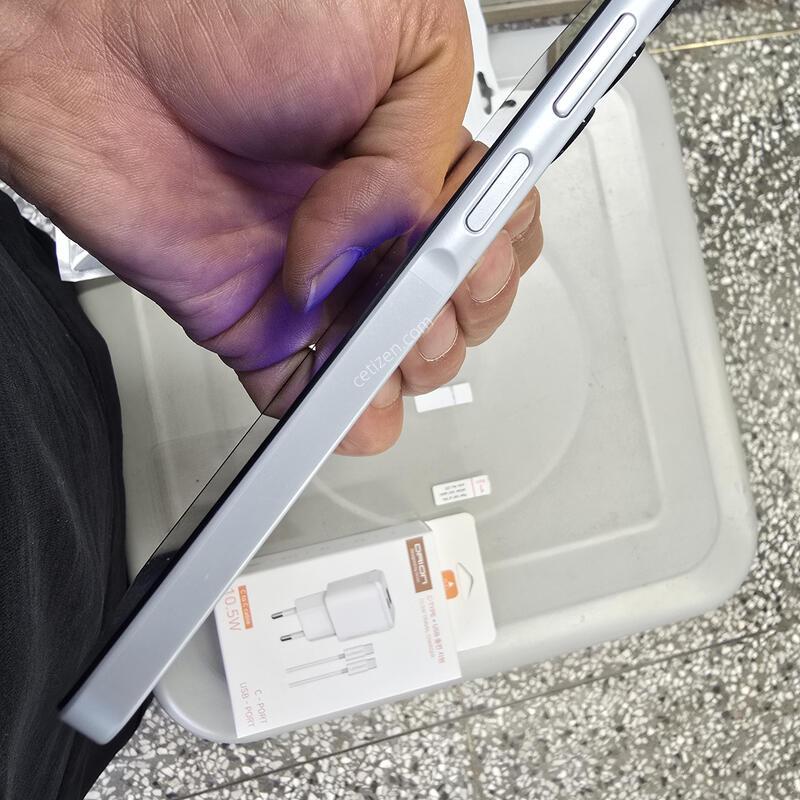 U+ ����3 (A156) 128G ȭ��Ʈ ����� �˴ϴ�