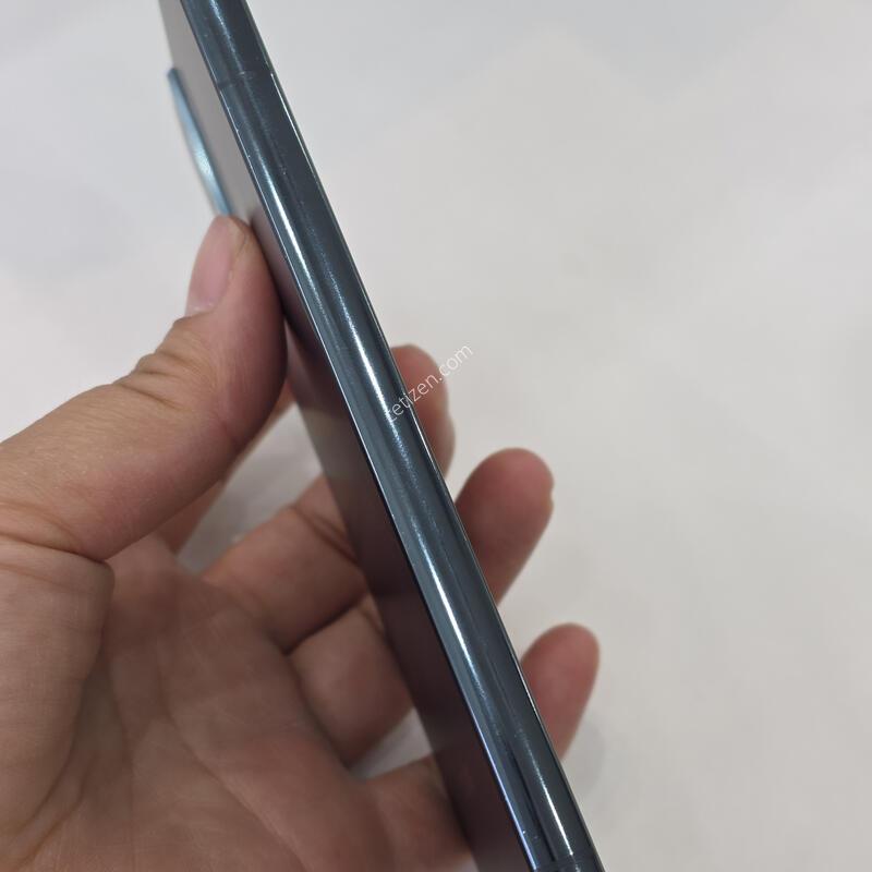 ������  S22+  �׸�