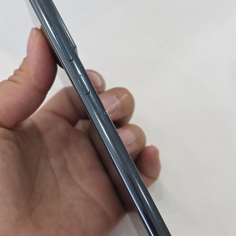 ������  S22+  �׸�