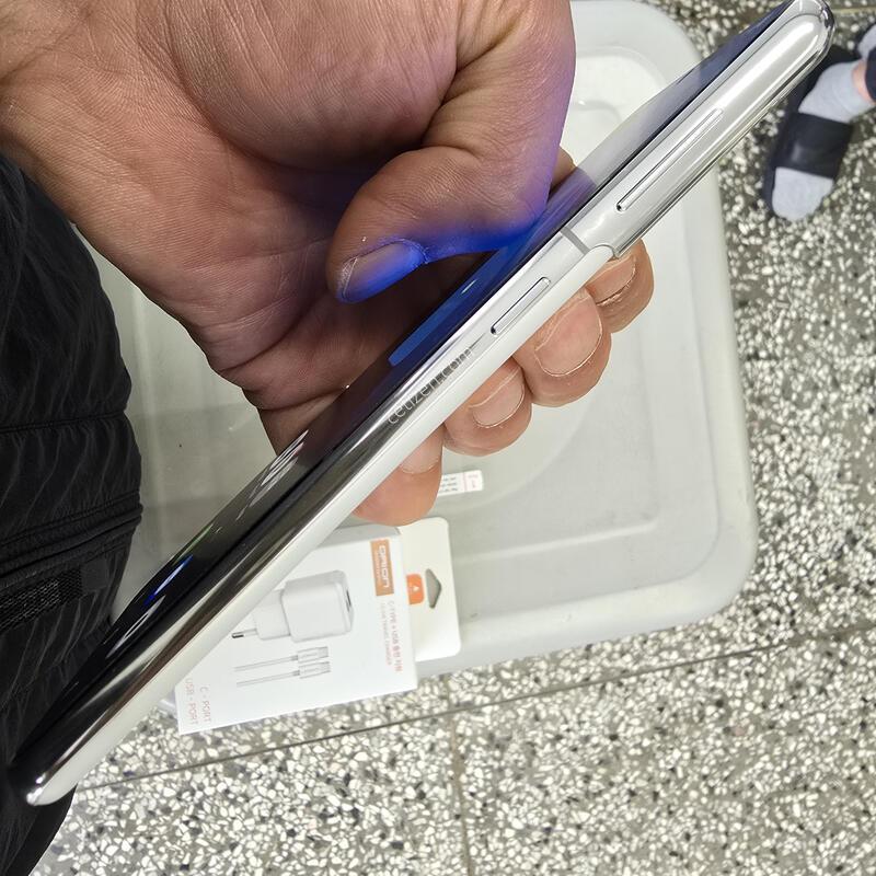 SK S21 (G991) 256G ȭ��Ʈ���� ����� �˴ϴ�