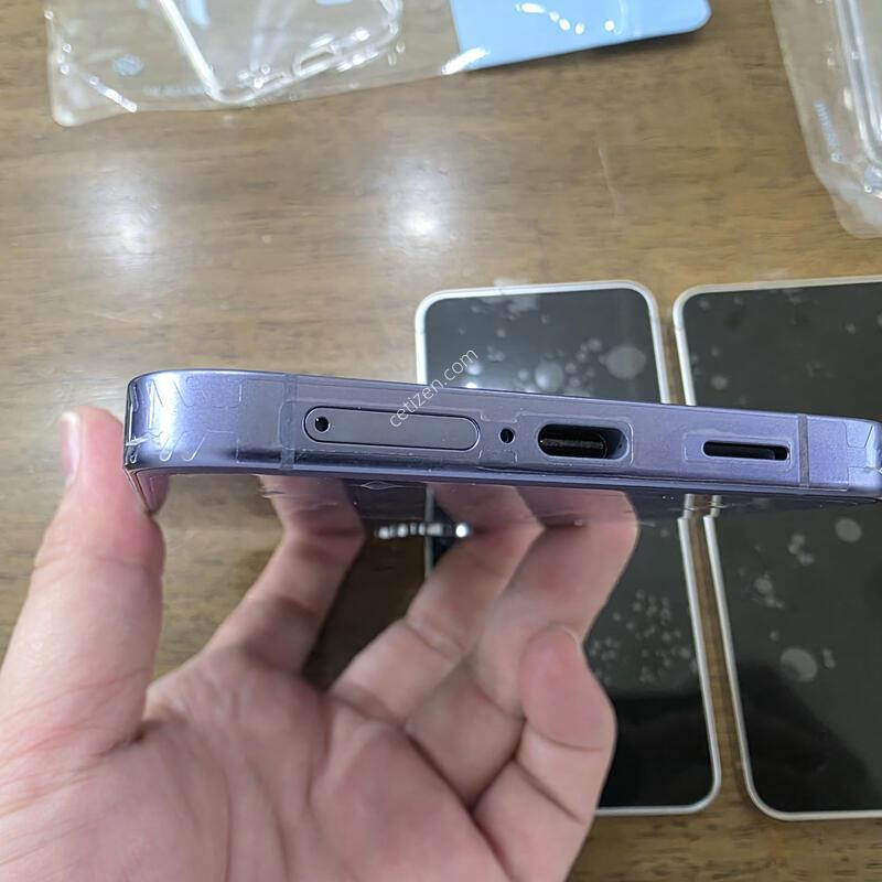 ������S24+,������S24 256GB �ü��� �Ǹ��մϴ�