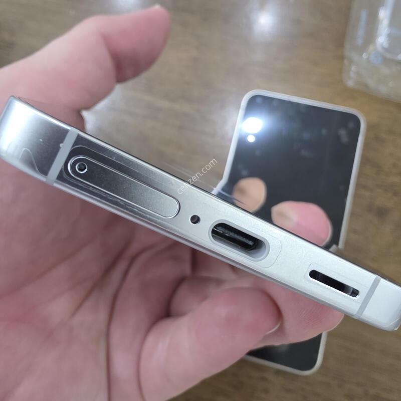 ������S24+,������S24 256GB �ü��� �Ǹ��մϴ�