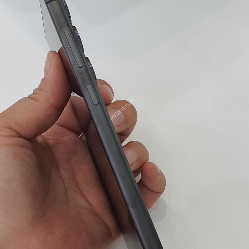 ������ S24 ��Ʈ�� 512GB �ڱ��� ƼŸ�� ����