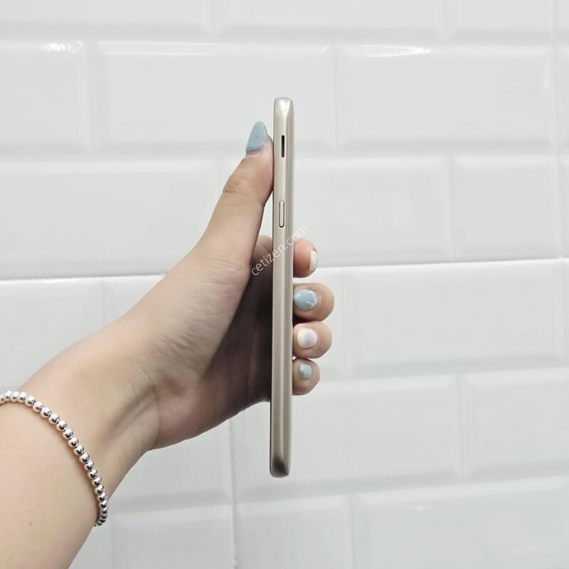 ������J6 32GB ���