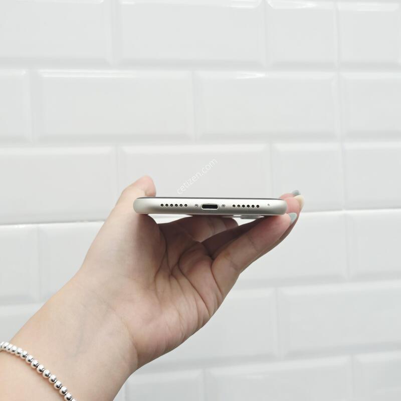 ������11 128GB ȭ��Ʈ