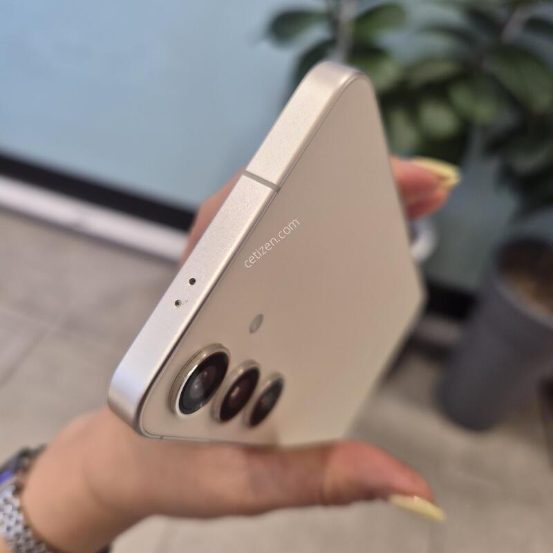 SK ������S24�÷��� 256�Ⱑ