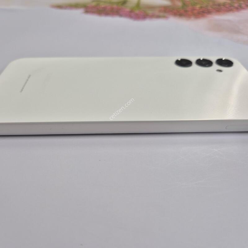 ����������3 ȭ��Ʈ 128GB