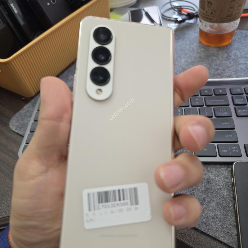 (2004)����4 256 �Ǹ�