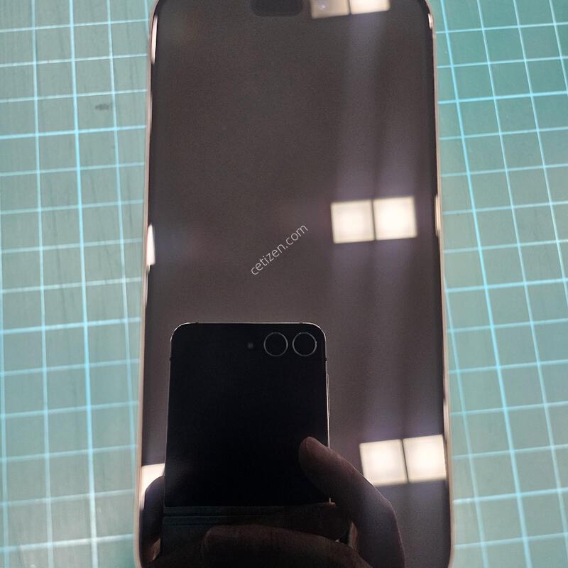 ������15 ���� 256gb �׷��̻��� �˴ϴ�