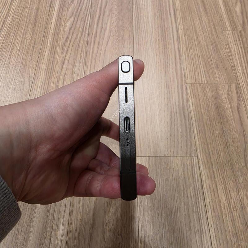 SK s24��Ʈ�� ƼŸ������