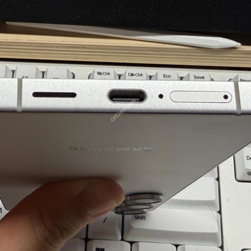 ������ S25 ��Ʈ�� 512GB ƼŸ�� ȭ��Ʈ �ǹ� �ڱ���